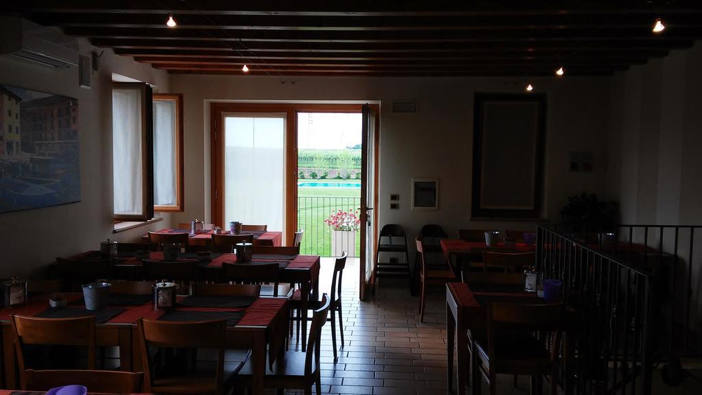 Relais Corte Pontigliardo Colà Exteriör bild