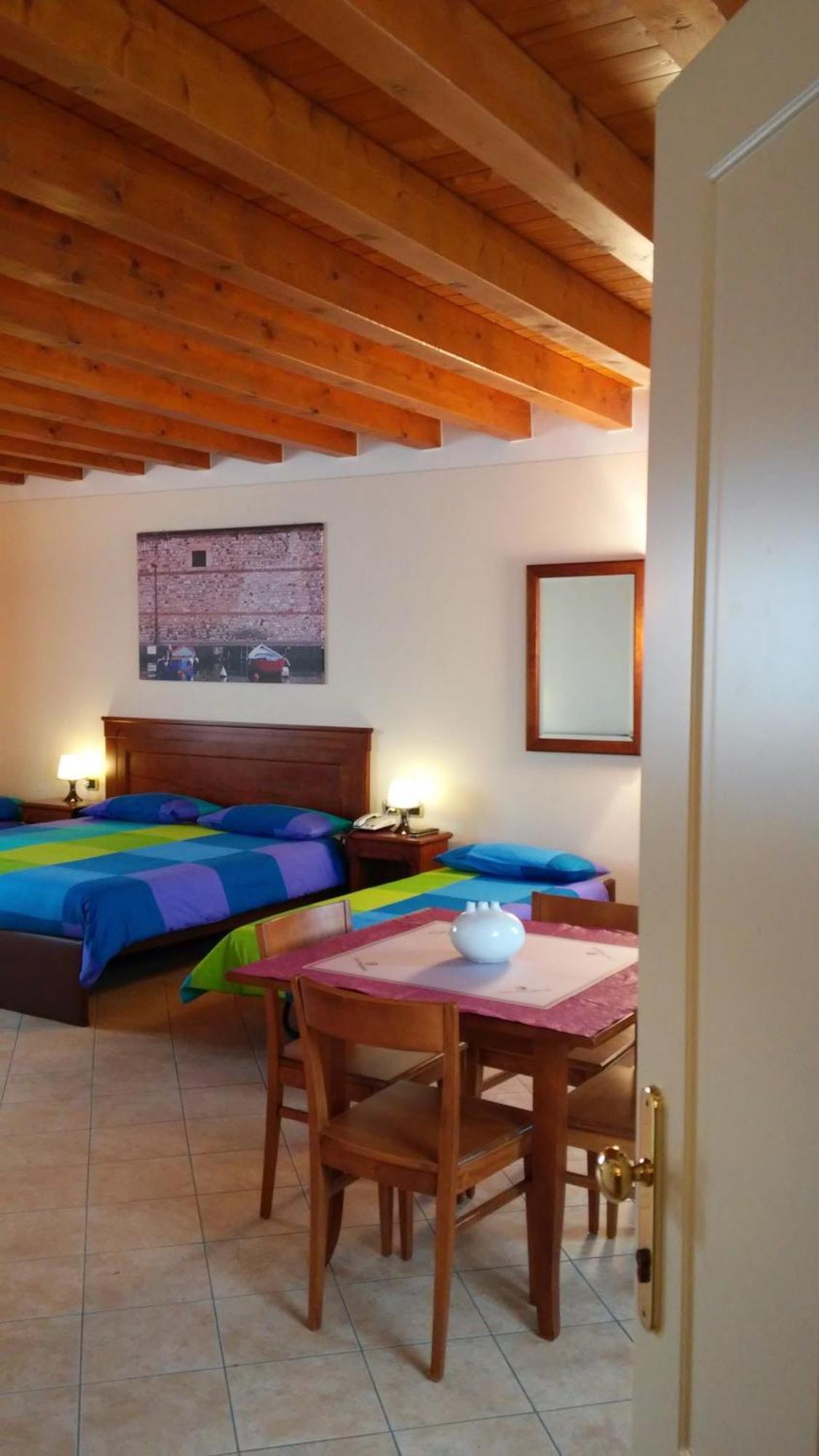 Relais Corte Pontigliardo Colà Rum bild