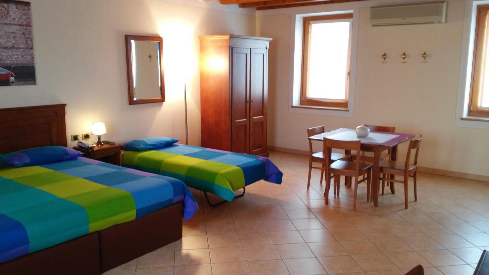 Relais Corte Pontigliardo Colà Rum bild