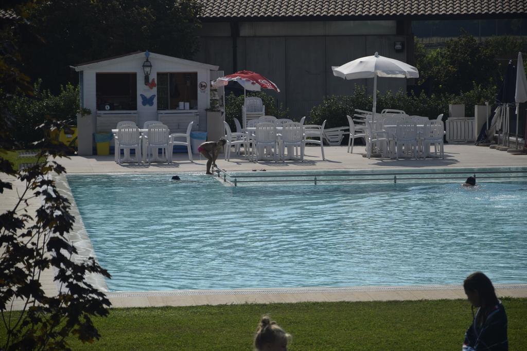 Relais Corte Pontigliardo Colà Exteriör bild