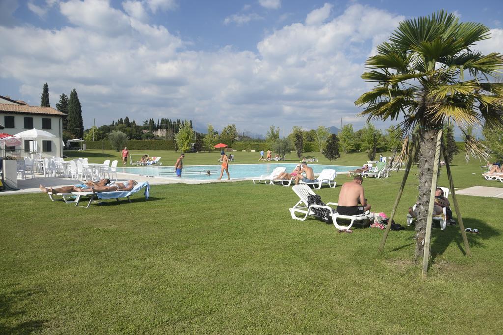 Relais Corte Pontigliardo Colà Exteriör bild