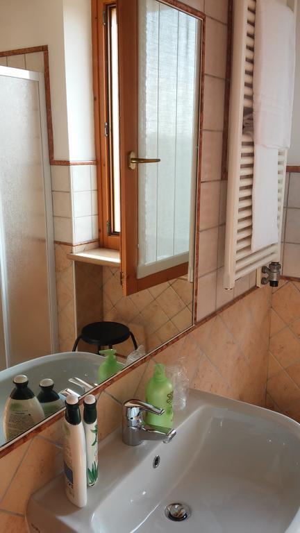 Relais Corte Pontigliardo Colà Exteriör bild